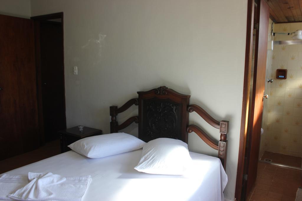 Hostel Luz Аншіета Екстер'єр фото